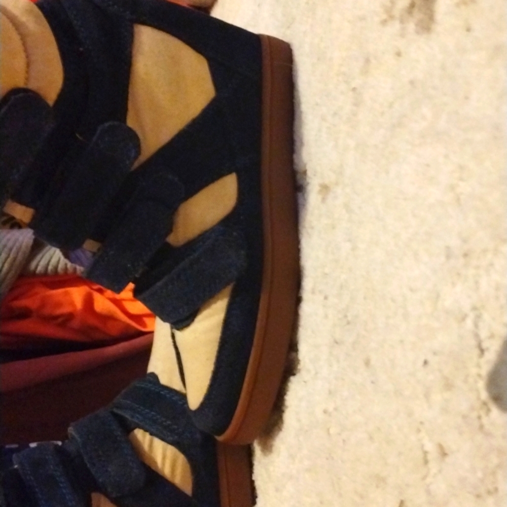 Also wedges